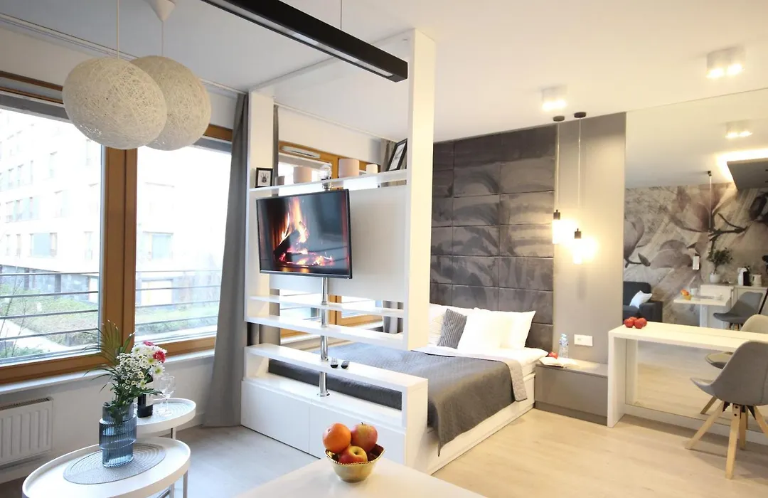 Viva Lila Apartment, Free Parking, Close To Vistula River - By Homelike Krakow-1